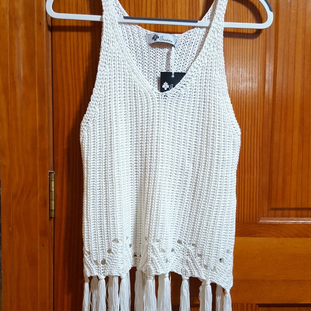 Towne Sleeveless sweater knit top